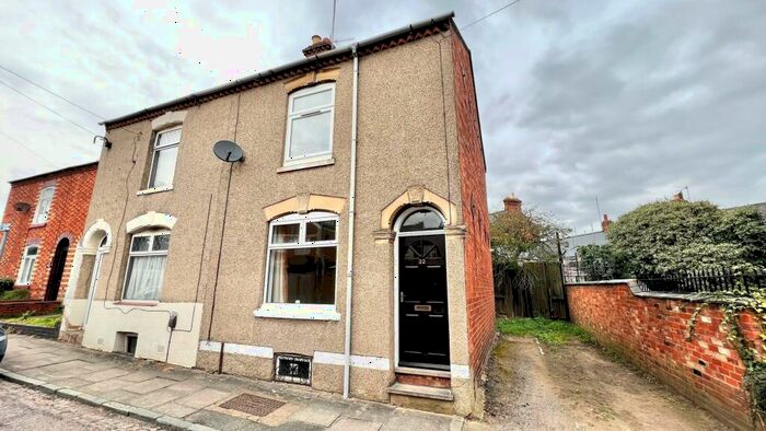 2 Bedroom House To Rent In Sandhill Road, Northampton, NN5