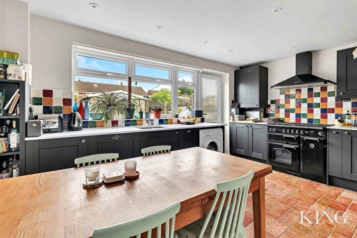 3 Bedroom Terraced House For Sale In Drayton Avenue, Stratford-Upon-Avon, CV37