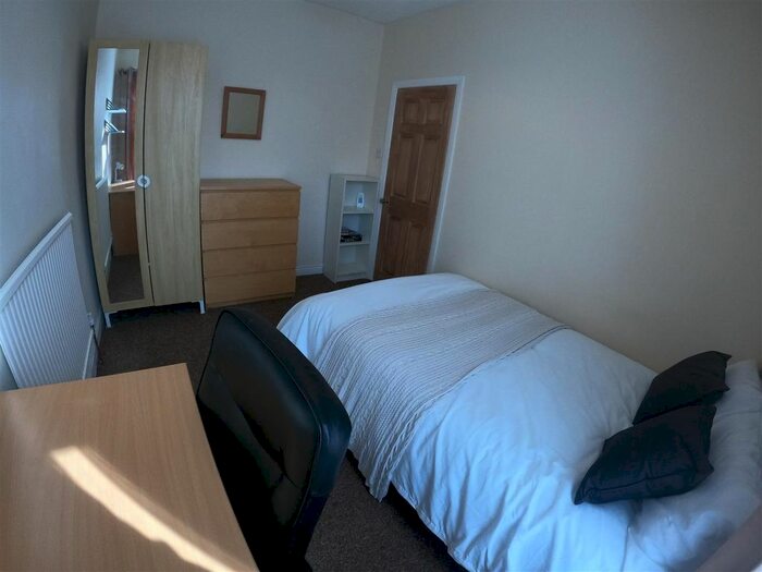 3 Bedroom Property To Rent In Exmouth Street, Newland Avenue, Hull, HU5