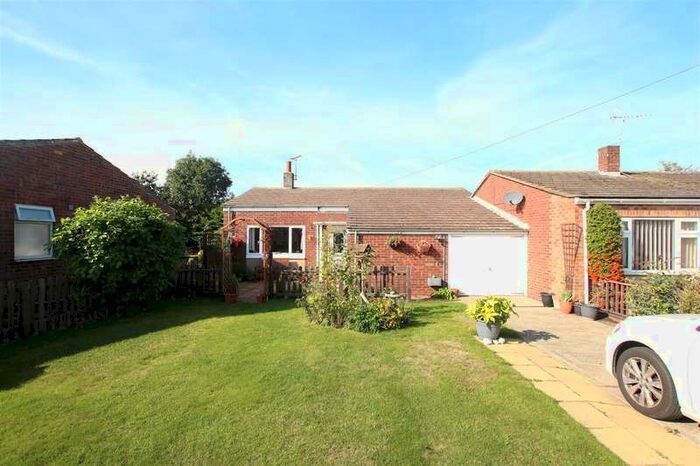 2 Bedroom Semi-Detached Bungalow For Sale In Middlegate, Bassingham, Lincoln, LN5