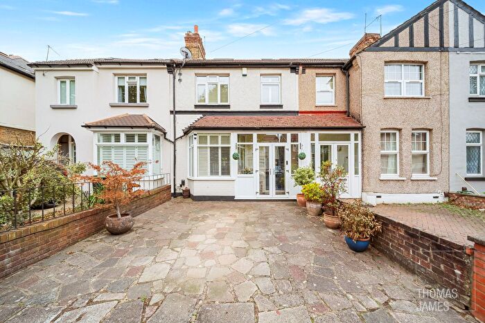 4 Bedroom Terraced House For Sale In Edenbridge Road, Enfield, EN1