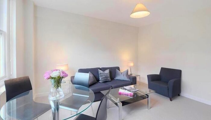 1 Bedroom Flat To Rent In Hill Street, London, W1J