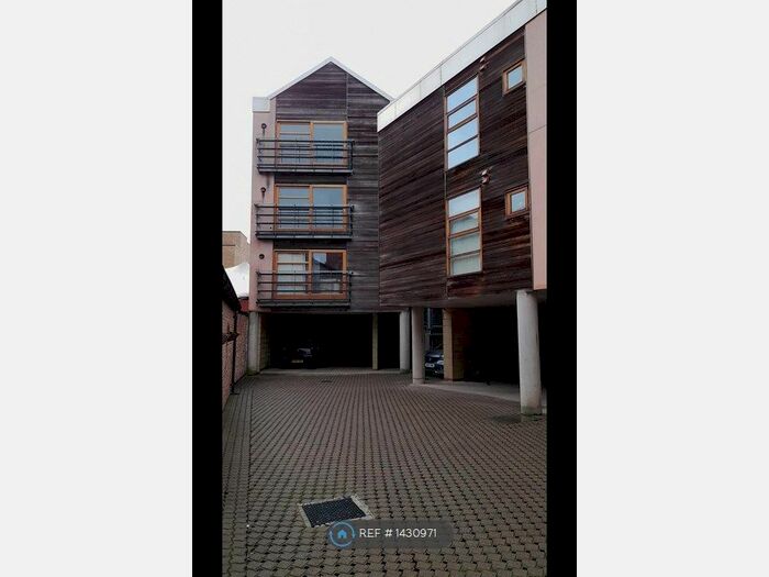 2 Bedroom Flat To Rent In Mawsons Court, York, YO1