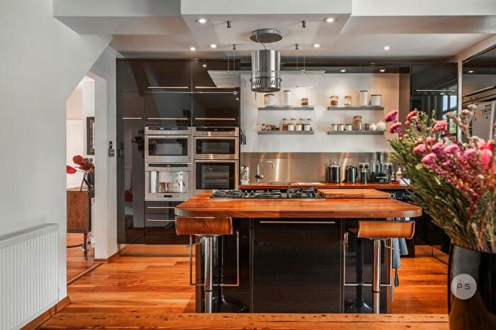 3 Bedroom Flat For Sale In Eaton Road, Branksome Park, Poole, BH13