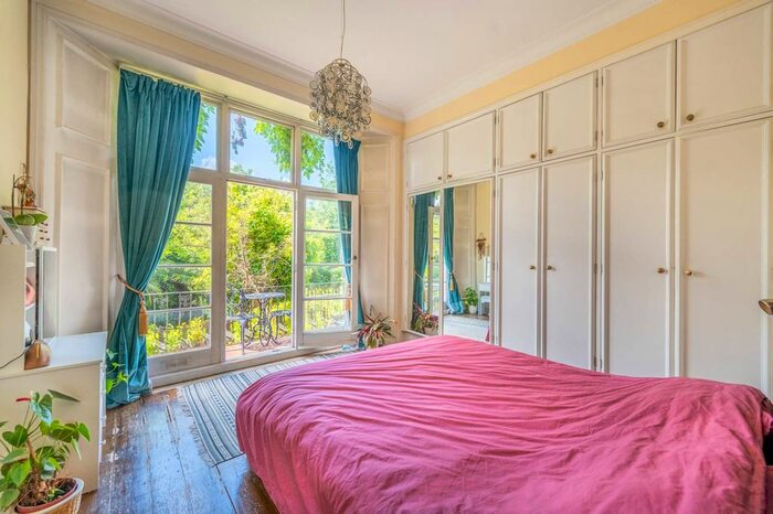 2 Bedroom Flat To Rent In Holland Road, Holland Park, London, W14