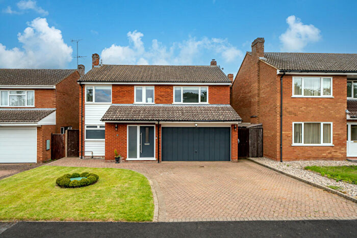 4 Bedroom Detached House For Sale In Huntsmans Close, Dagnall, Berkhamsted, HP4