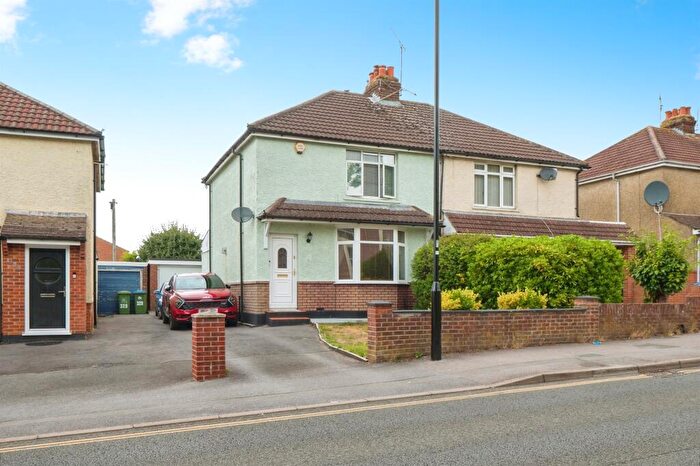 3 Bedroom Semi-Detached House For Sale In Wimpson Lane, Southampton, SO16