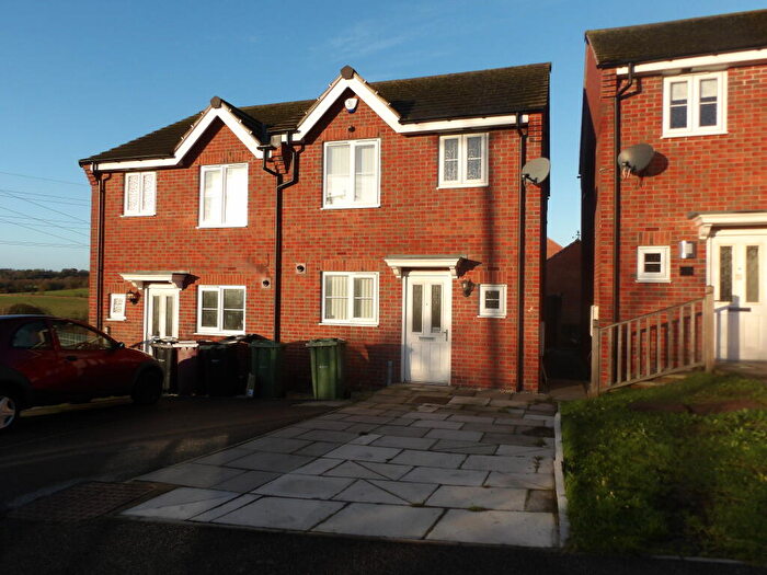 3 Bedroom Semi Detached House To Rent In East Street, Doe Lea, Chesterfield, S44