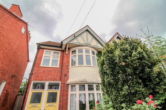 1 Bedroom Flat To Rent In Marlborough Road, Beeston, NG9