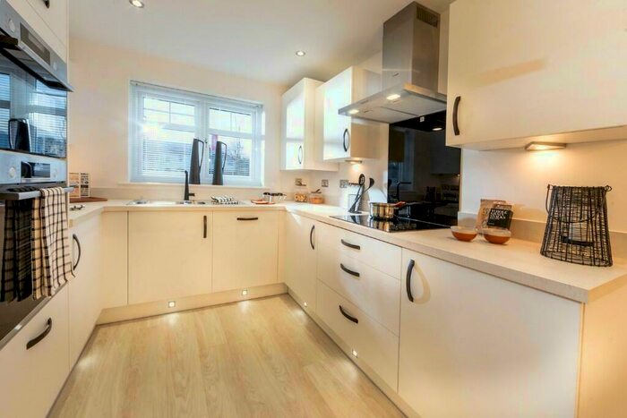 3 Bedroom Semi-Detached House For Sale In Royal Victoria Court Mendalgief Road Newport, NP20