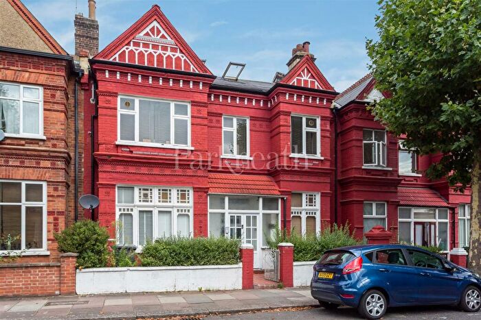 1 Bedroom Flat To Rent In Brondesbury Villas, NW6