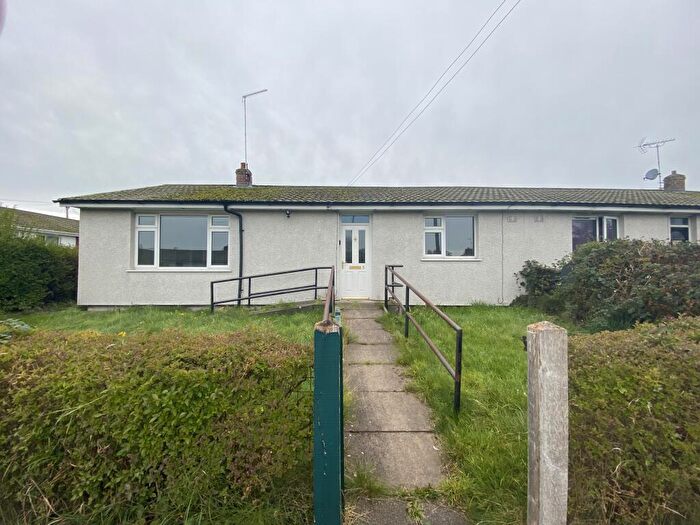 3 Bedroom Semi-Detached Bungalow For Sale In Somerford Avenue, Crewe, Cheshire, CW2