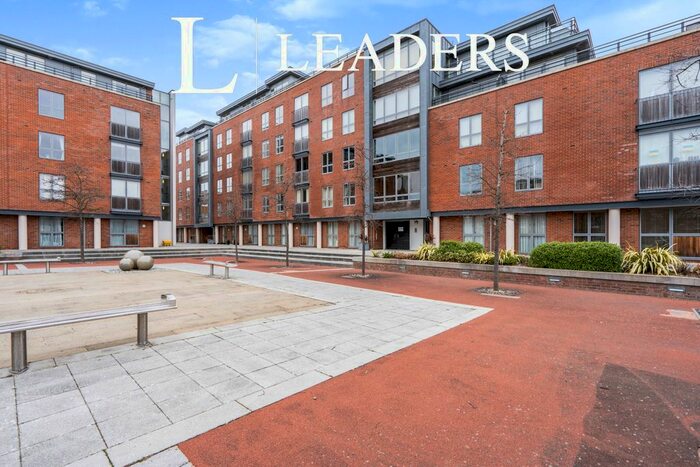 2 Bedroom Flat To Rent In Weevil Lane, Gosport, PO12