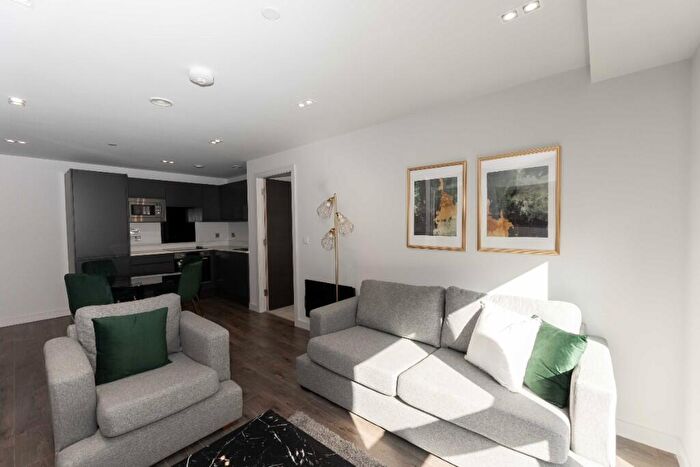 2 Bedroom Flat To Rent In One Park Lane, Heaps Mill, Liverpool, Merseyside, L1