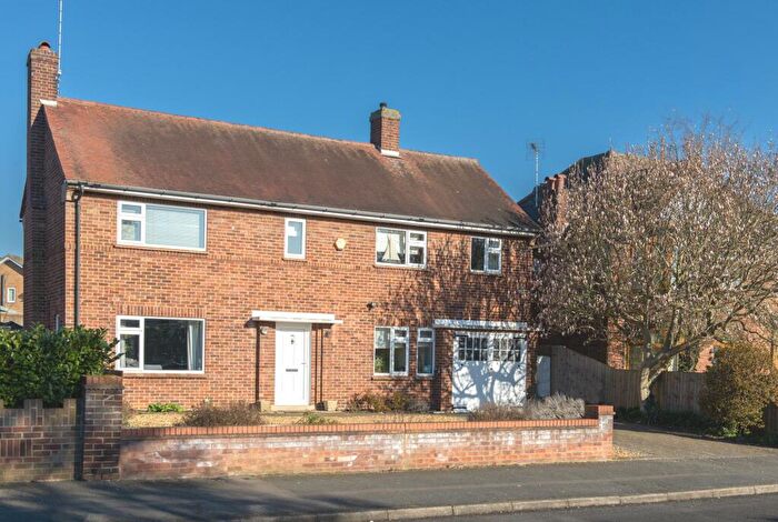 3 Bedroom Detached House For Sale In Thorpe Park Road: Peterborough, PE3