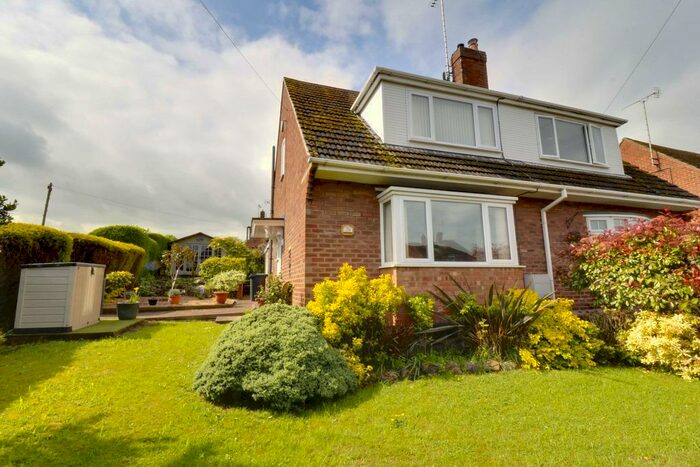 3 Bedroom Semi-Detached House For Sale In Rosliston Road, Walton-On-Trent, Swadlincote, DE12