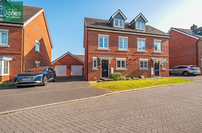 3 Bedroom Semi-Detached House To Rent In Coppice Road, Worthing, West Sussex, BN13