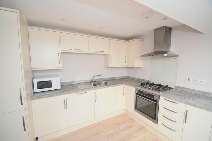 4 Bedroom Terraced House To Rent In Kimberley Park Road, Falmouth, TR11