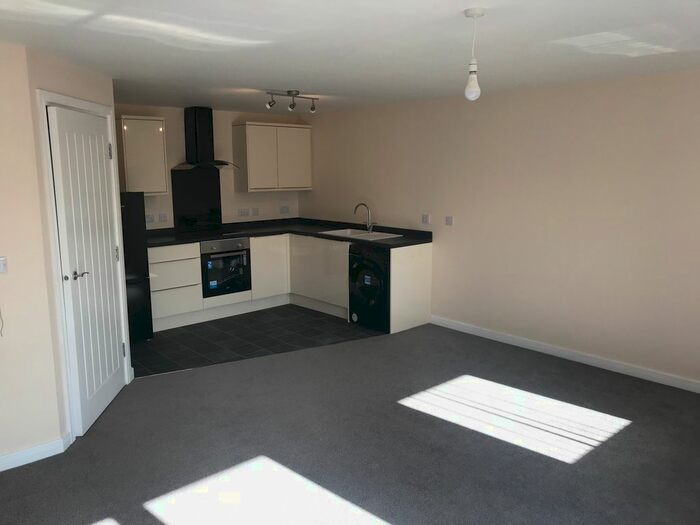 2 Bedroom Flat To Rent In Beverley Road, Hull, HU3