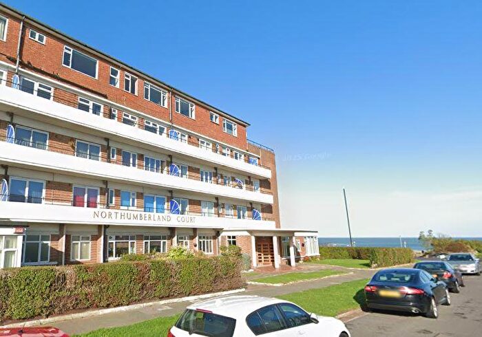 2 Bedroom Flat For Sale In Flat Northumberland Court, Northumberland Avenue, Margate, Kent, CT9