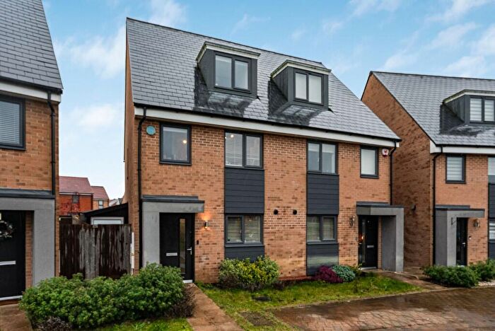 3 Bedroom Semi-Detached House For Sale In Maytree Crescent, Harlow, Essex, CM17