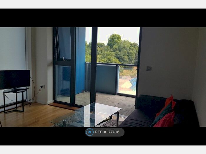 2 Bedroom Flat To Rent In Jubilee Heights, London, SE10