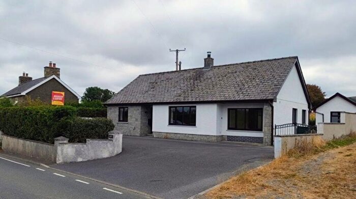 3 Bedroom Detached Bungalow For Sale In Llanllwni, Pencader, SA39