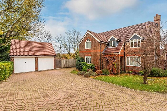 5 Bedroom House For Sale In St. Margaret Drive, Epsom, KT18