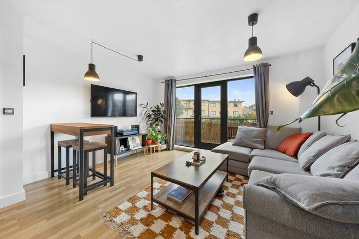 1 Bedroom Flat To Rent In Woodmill Road, Near Canal Path, E5