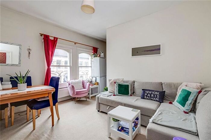 1 Bedroom Flat To Rent In Northcote Road, London, SW11