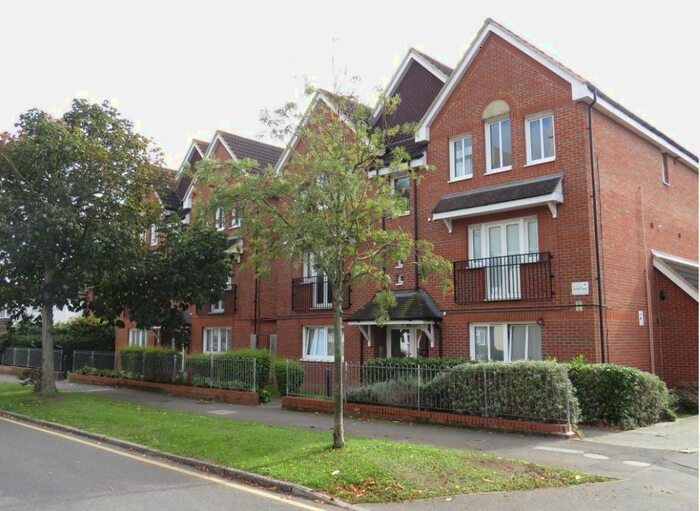 1 Bedroom Flat To Rent In Merton Road, Slough, SL1
