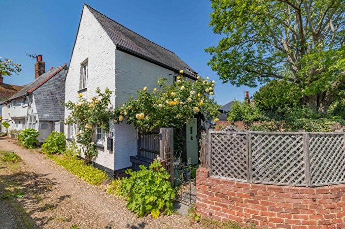2 Bedroom Link Detached House For Sale In High Street, Wingham, Canterbury, Kent, CT3