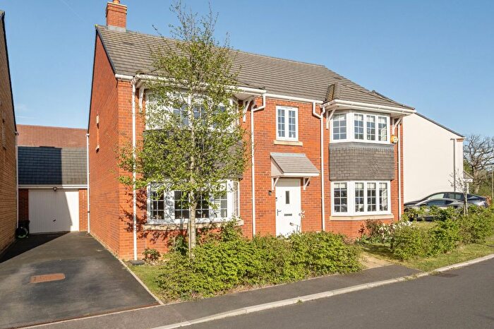 5 Bedroom Detached House For Sale In Cozens Grove, Shrivenham, Swindon, Oxfordshire, SN6