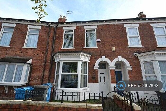 3 Bedroom Terraced House To Rent In De La Pole Avenue, Hull, HU3