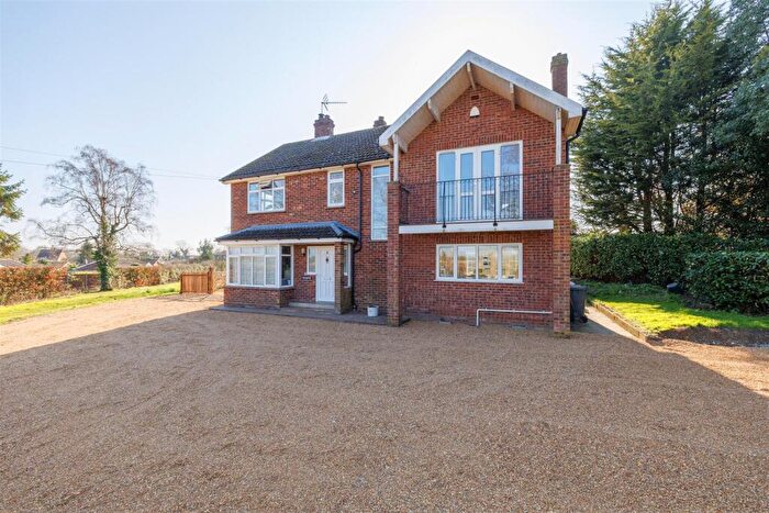 4 Bedroom Detached House For Sale In Fairview Road, Fairview Road, IP19