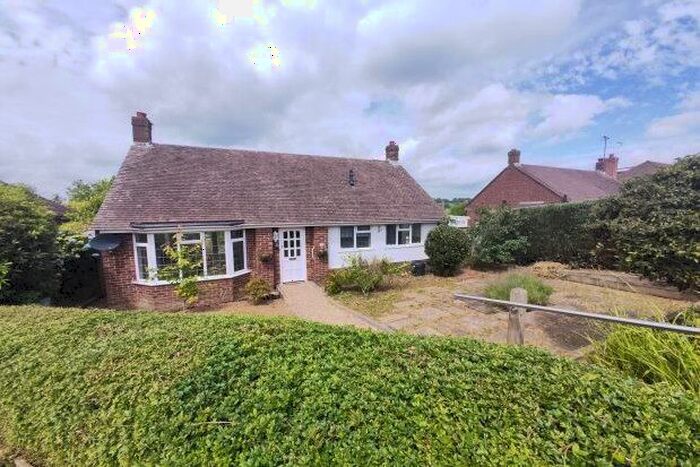 2 Bedroom Detached Bungalow To Rent In Fayre Meadow, Robertsbridge, TN32