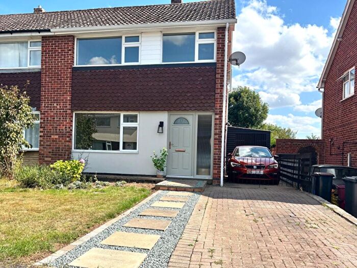 3 Bedroom Semi-Detached House For Sale In Woodside, Ashby-de-la-zouch, LE65