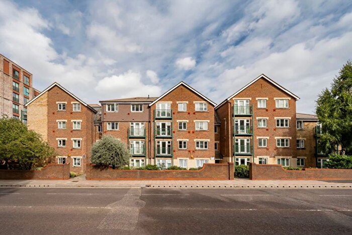 2 Bedroom Flat To Rent In Sheepcote Road, Harrow, HA1