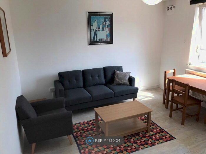 3 Bedroom Flat To Rent In Redmill House, London, E1