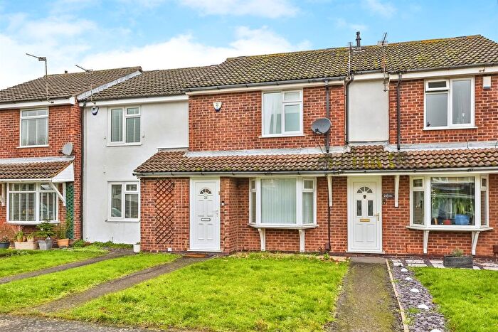 2 Bedroom Terraced House For Sale In Linden Avenue, Nottingham, NG11