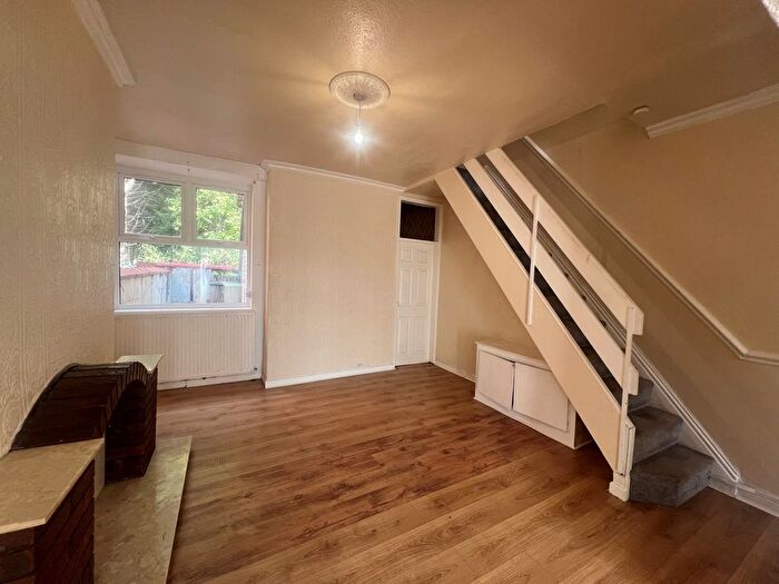 3 Bedroom Property To Rent In Edge Lane, Manchester, M43