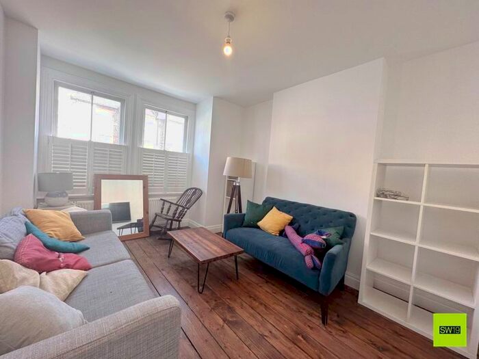 2 Bedroom Flat To Rent In Boundary Road, Colliers Wood, London, SW19
