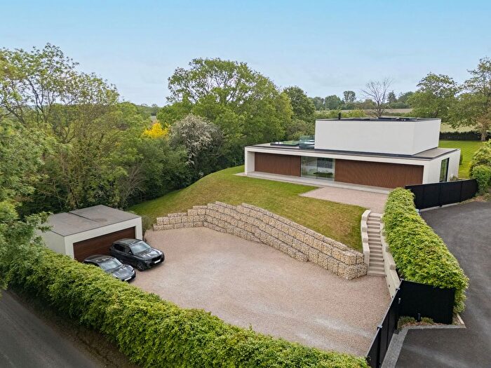 5 Bedroom Detached House For Sale In Medcalf Hill, Widford, SG12