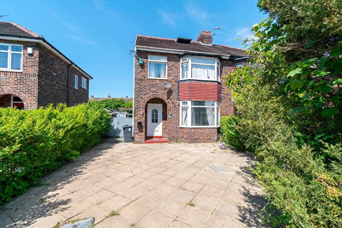 4 Bedroom Semi-Detached House For Sale In County Road, Ormskirk, Lancashire, L39