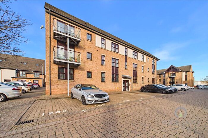 2 Bedroom Flat To Rent In First Lane, St James, Northampton, Northamptonshire, NN5