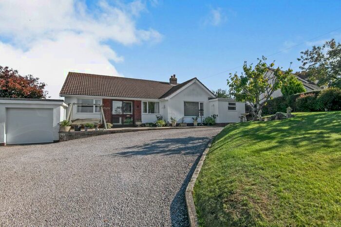 4 Bedroom Bungalow For Sale In Newton St. Cyres, Exeter, EX5