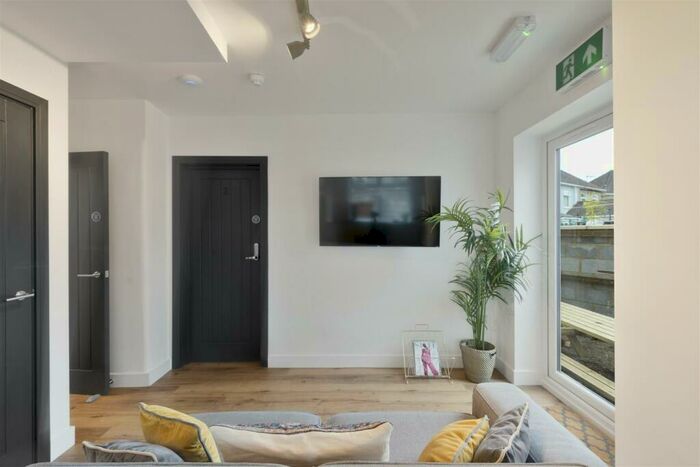 6 Bedroom House To Rent In Branksome Drive, Filton, Bristol, BS34