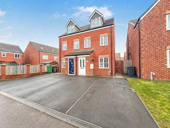 3 Bedroom Semi Detached House For Sale In Vickers Lane, Seaton Carew, Hartlepool, TS25