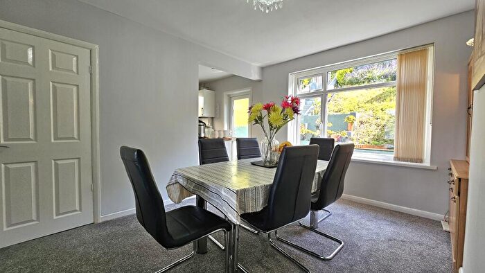 3 Bedroom Semi-Detached House For Sale In Wycliffe Road, Plymouth, PL3