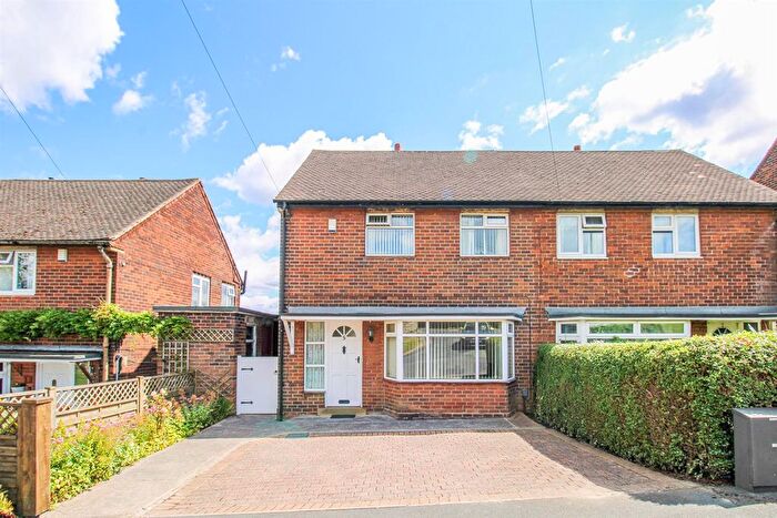 2 Bedroom Semi-Detached House For Sale In Staincliffe Crescent, Dewsbury, WF13